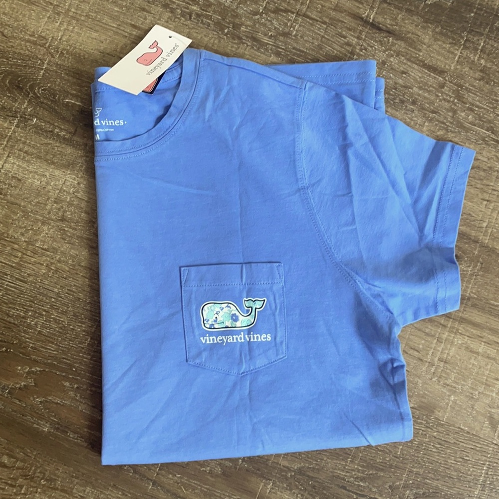 NWT Vineyard Vines Tee
